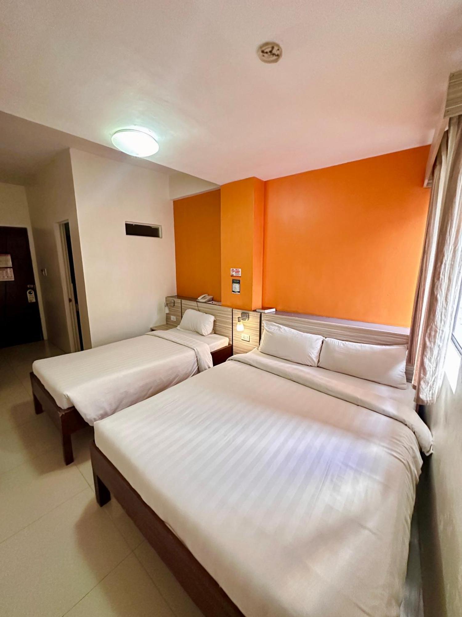 Travelbee Business Inn Cebu Екстериор снимка