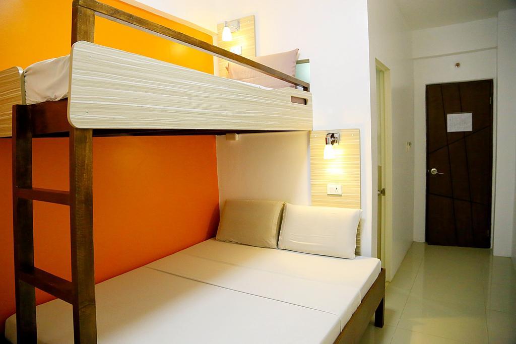 Travelbee Business Inn Cebu Екстериор снимка